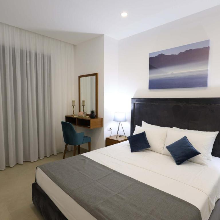 Bellezza Resort & SPA - One Bedroom Apartment with Balcony and Partial Sea View (2+2) - 5