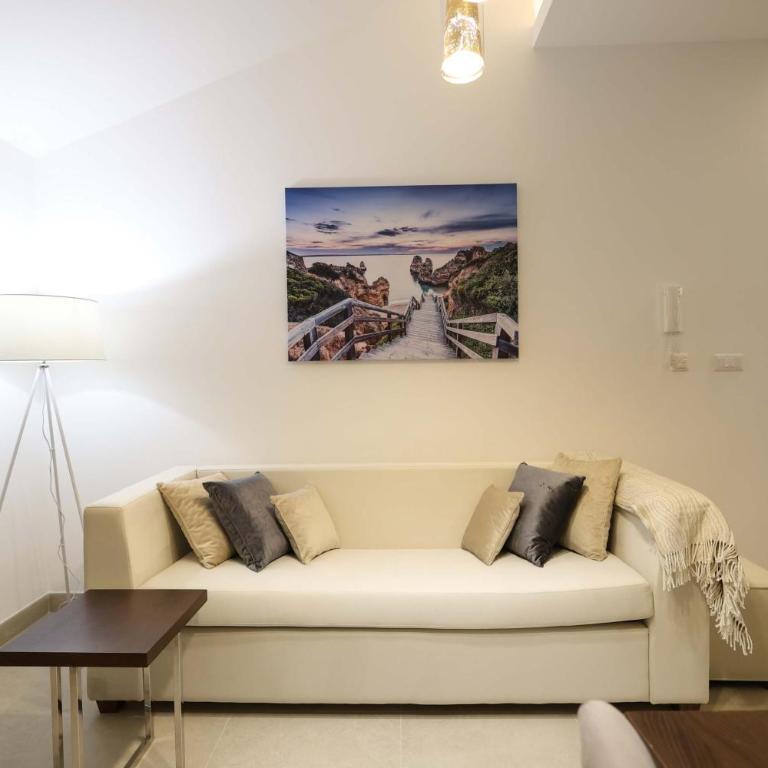 Bellezza Resort & SPA - Deluxe Two Bedroom Apartment with Balcony and Sea View (4+1) - 8