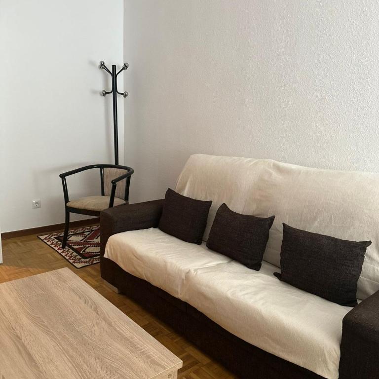 Apartamento a 10 minutos de la Calle Laurel - Apartamento de 3 dormitorios - 17