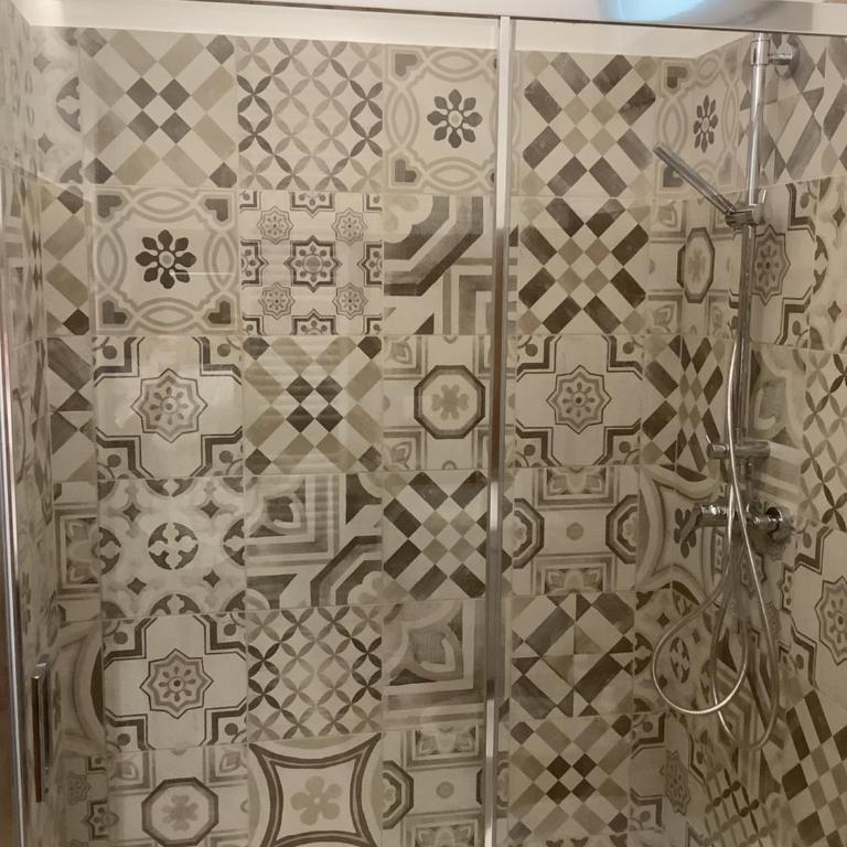 l'aira ecchia - ospitalità rurale - Camera Matrimoniale con Balcone (2 Adulti + 1 Bambino) - 4