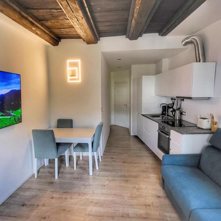 Bolzano 2-Room Central Mountain View, WiFi Netflix AC Lift - One-Bedroom Apartment - 3