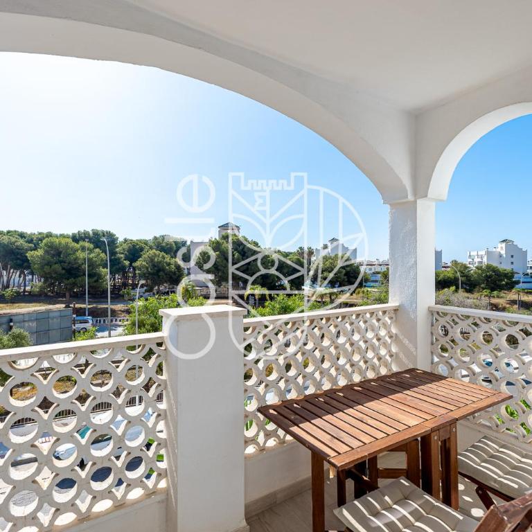APARTAMENTO VACACIONAL A 10 MIN PUERTO DE BENALMADENA Y LA CARIHUELA PISCINA PLAYA PARKING GRATIS - Apartamento de 3 dormitorios - 11