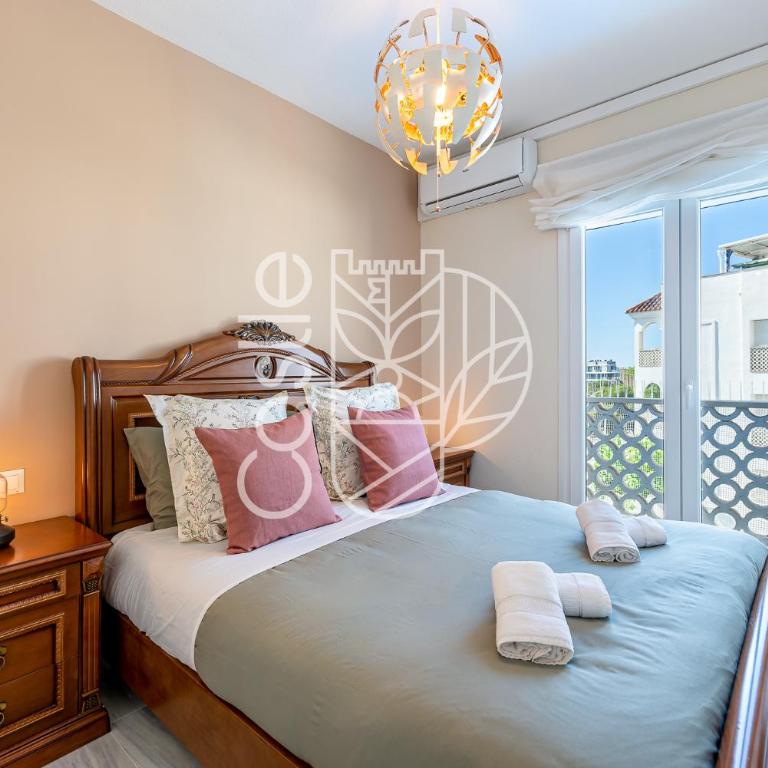 APARTAMENTO VACACIONAL A 10 MIN PUERTO DE BENALMADENA Y LA CARIHUELA PISCINA PLAYA PARKING GRATIS - Apartamento de 3 dormitorios - 21