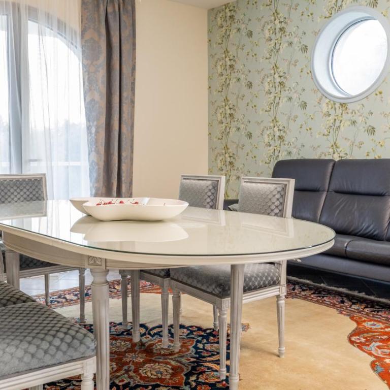 Villa Aurora - Two-Bedroom Apartment - 22
