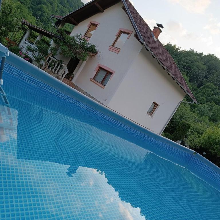 Nia - Vacation Home - 4