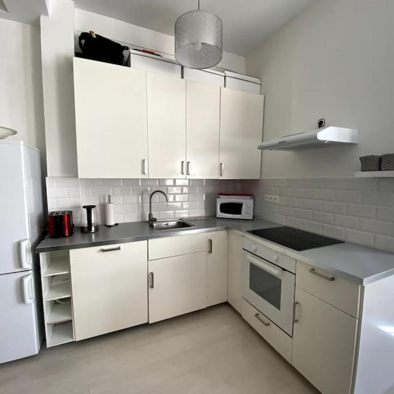 Moderne, terrasse et climatisé, Proche plage, spacieux - Appartamento con 1 Camera da Letto - 2