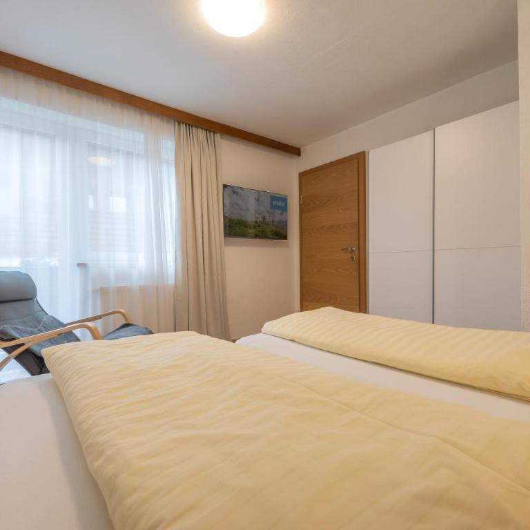 Pension Steinadler - Apartment mit Blick auf die Berge - 5