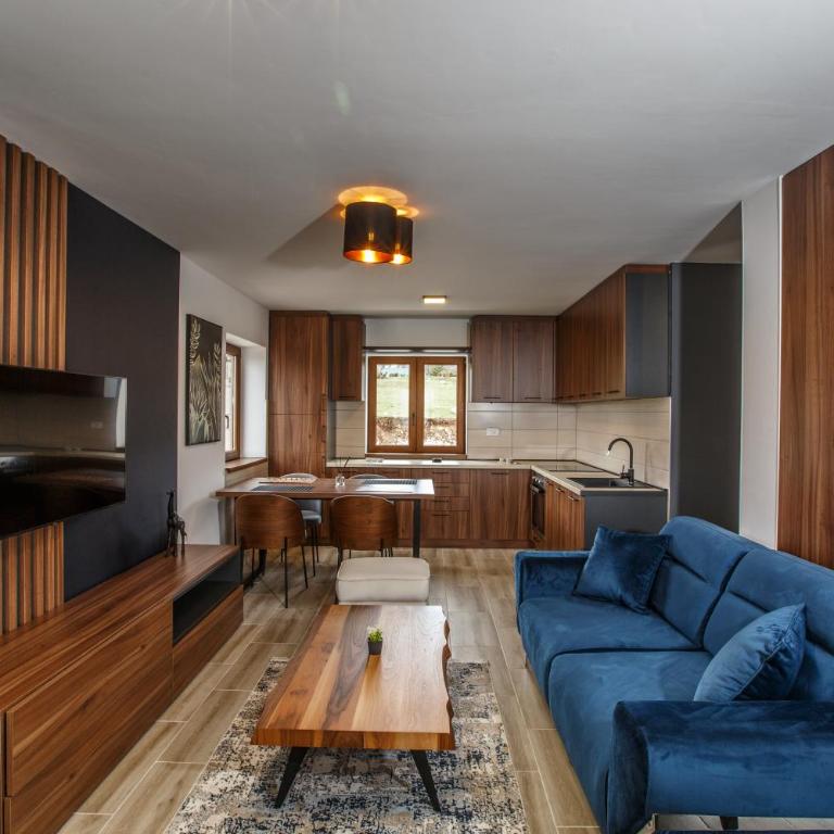 Montagna Resort - Two-Bedroom House - 3