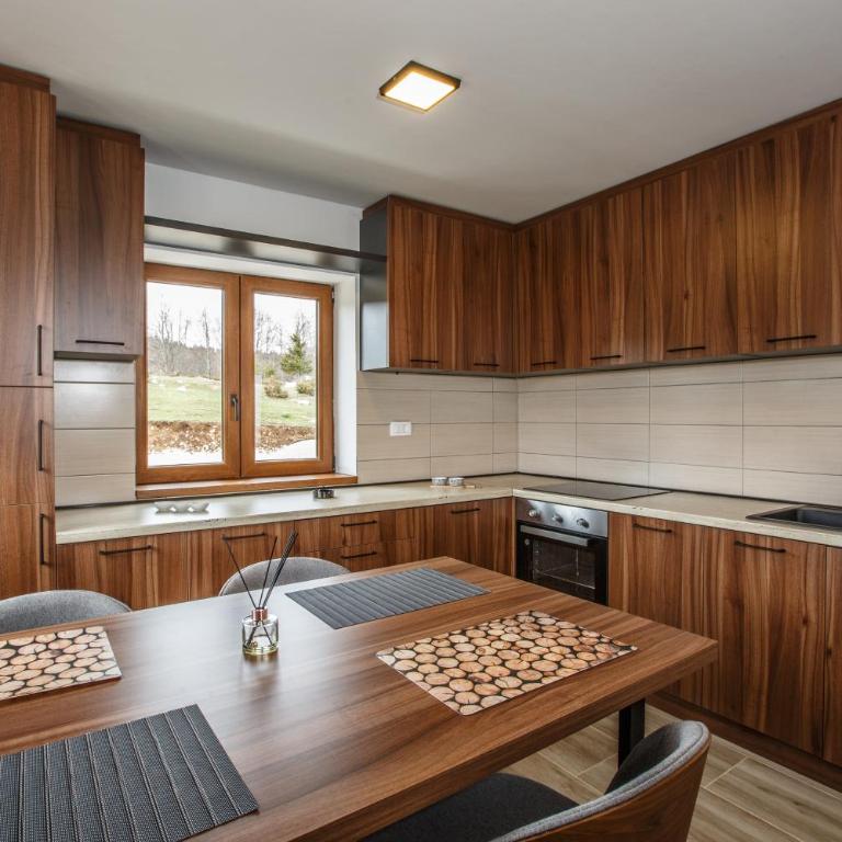 Montagna Resort - Two-Bedroom House - 6
