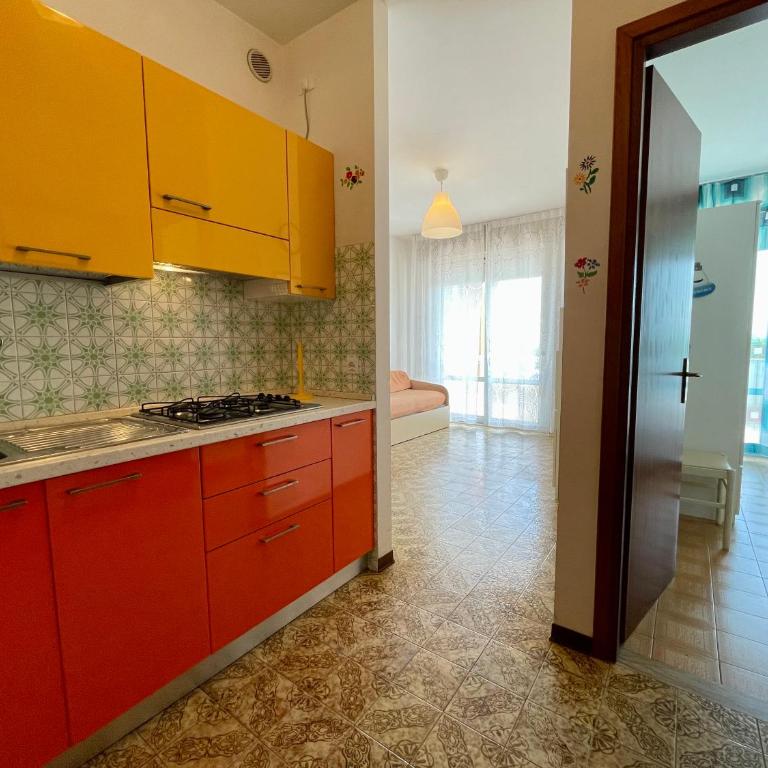 Spacious apartment just 200m from the sea - Appartamento - 3