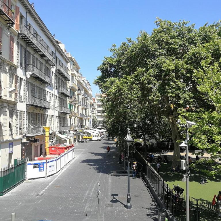 Appartement 110m2 Nice plein centre - Appartement - 10