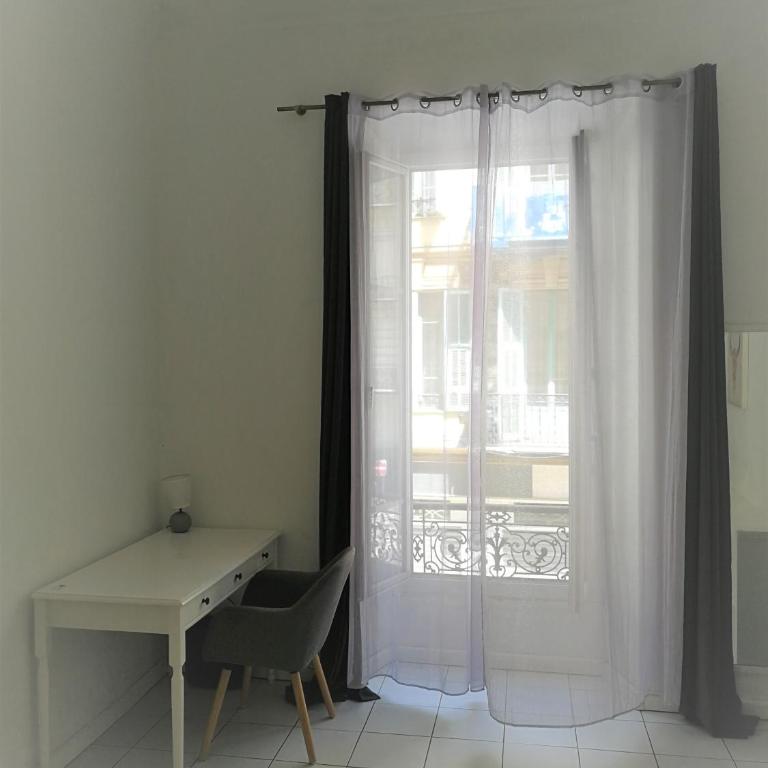 Appartement 110m2 Nice plein centre - Appartement - 8