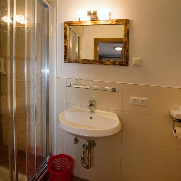 Pension Hochtor - Standard Doppelzimmer - 3