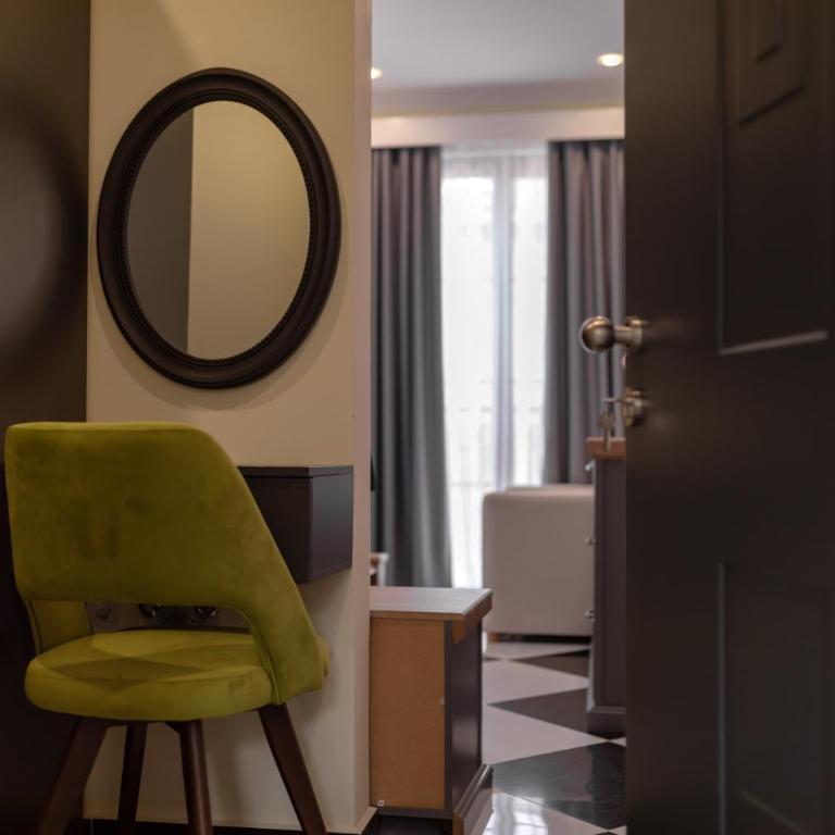 Baba's Hotel & Spa - Dvokrevetna Soba sa Bračnim Krevetom sa Balkonom i Pogledom na More - 22