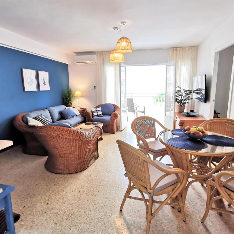 Apartamento Sabor del Mar solo Familias - Apartamento de 3 dormitorios - 4