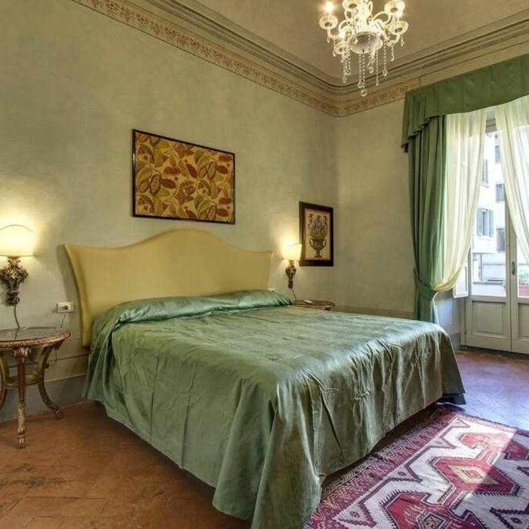 Salvemini Elegant Close To Piazza Santa Croce - Two-Bedroom Apartment - 25