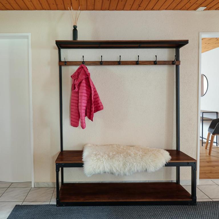 Ferienwohnung - 100m von der Talstation Aletsch Bahnen und Bahnhof Fiesch, BESTE Ausgangslage - Apartment - 25