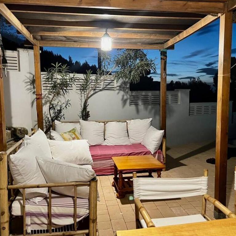 House with swimming pool and amazing sea and mountain views in Montgó, Denia - Casa con 1 dormitorio - 32