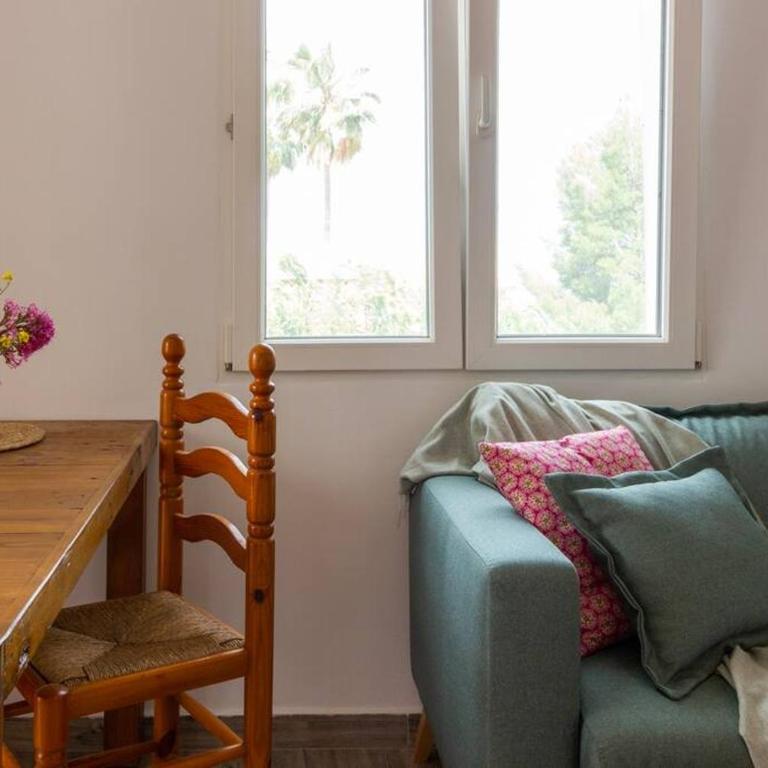 House with swimming pool and amazing sea and mountain views in Montgó, Denia - Casa con 1 dormitorio - 13