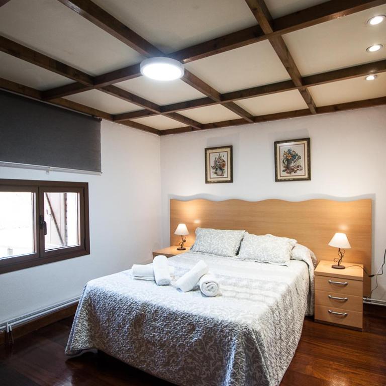 Santa Barbora, casa a 3 km de la playa - Four-Bedroom House - 15