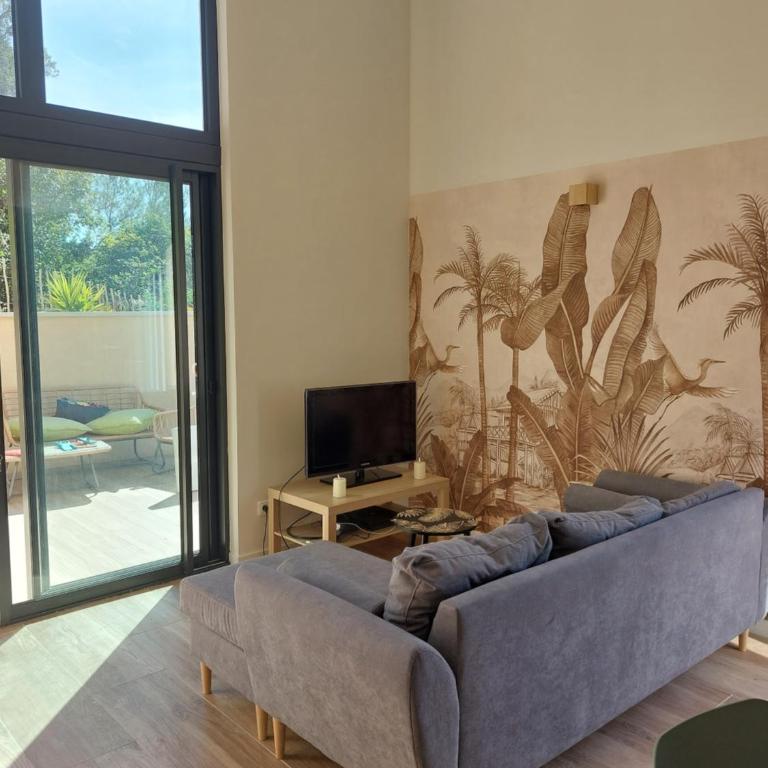 La Belle de Cassis - Two-Bedroom Villa - 22