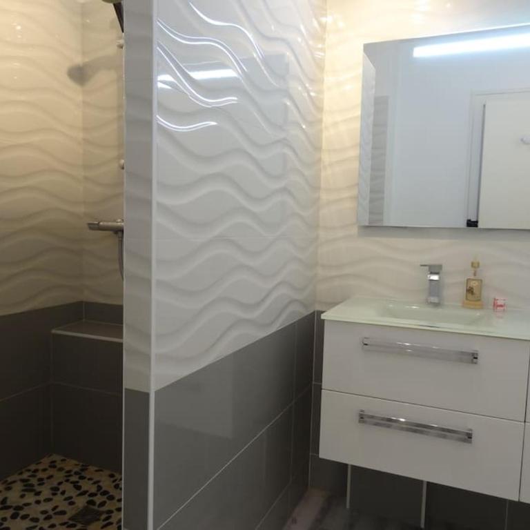 Appartement Jupiter face mer devant la plage des libraires Parking privé - Appartamento con 2 Camere da Letto e Balcone - 13