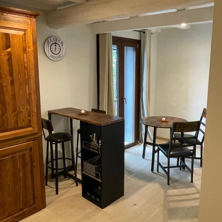 Alloggio in Via del Pescino - Appartamento con 1 Camera da Letto - 11