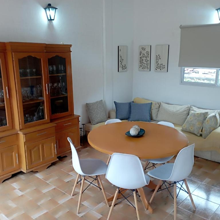 San Cayetano - Two-Bedroom Apartment - 1