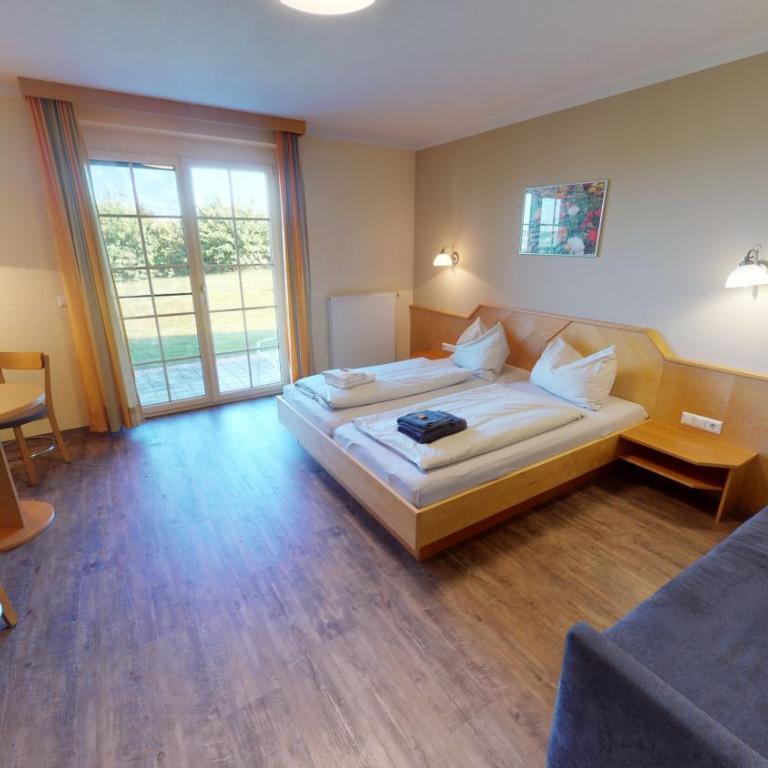 Sonntagsberg Hof Familie Fiedler - Doppelzimmer mit Balkon - 1
