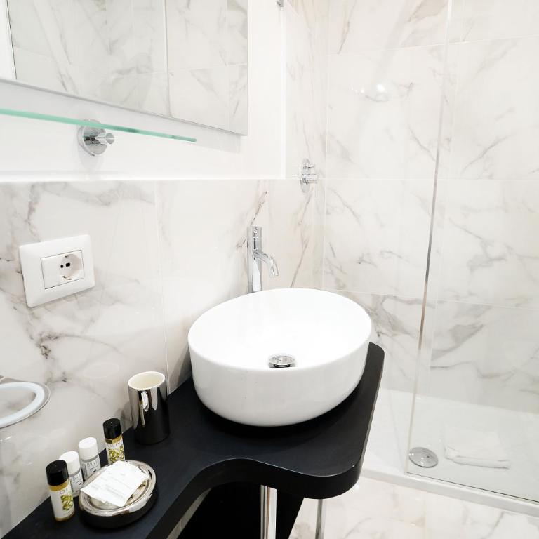 San Cosimato 40 guesthouse - Camera Matrimoniale con Bagno Privato - 7
