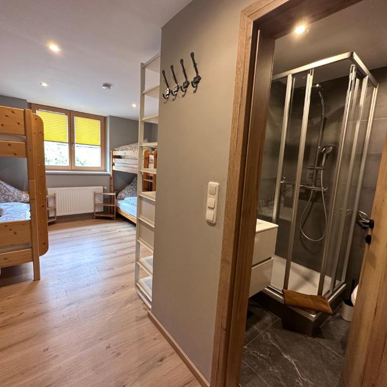 Haus Tirol - Vierbettzimmer - 6