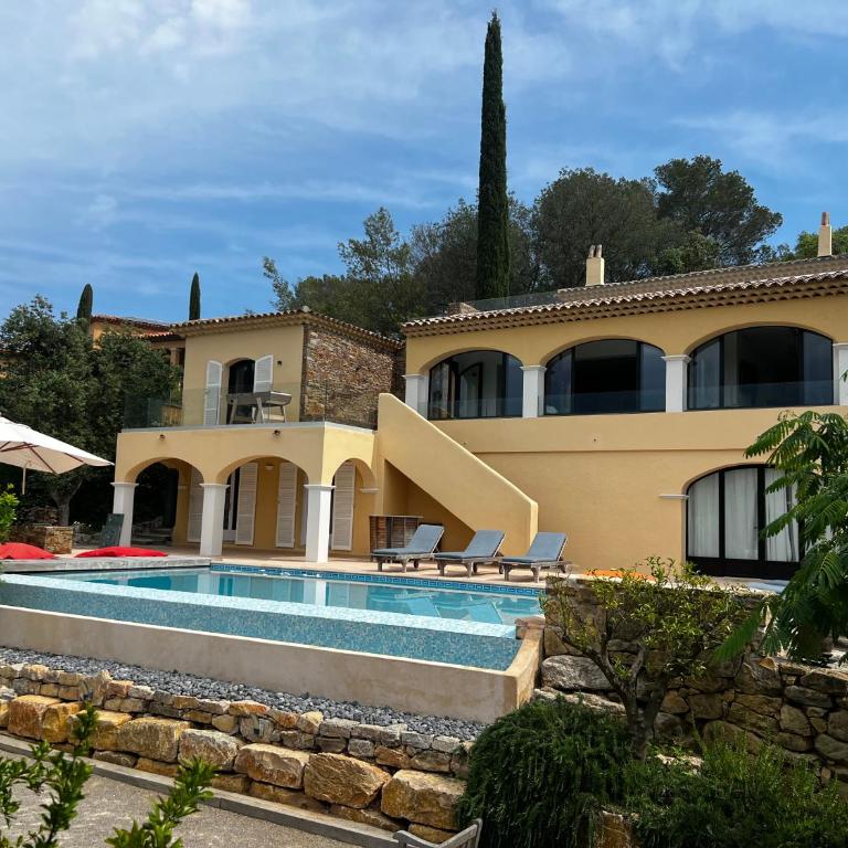 Villa familiale avec vue imprenable - Ferienhaus - 76