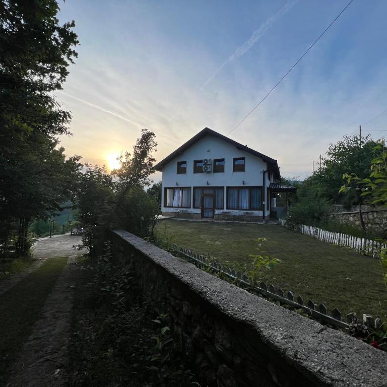 Villa White Dove Sarajevo - Vila sa Sopstvenim Bazenom - 45