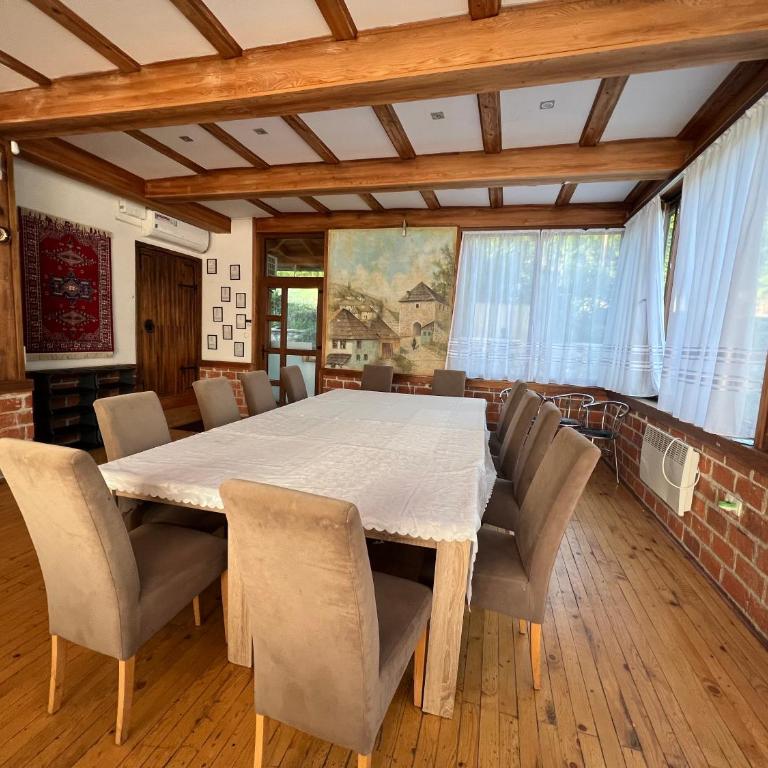 Villa White Dove Sarajevo - Vila sa Sopstvenim Bazenom - 37