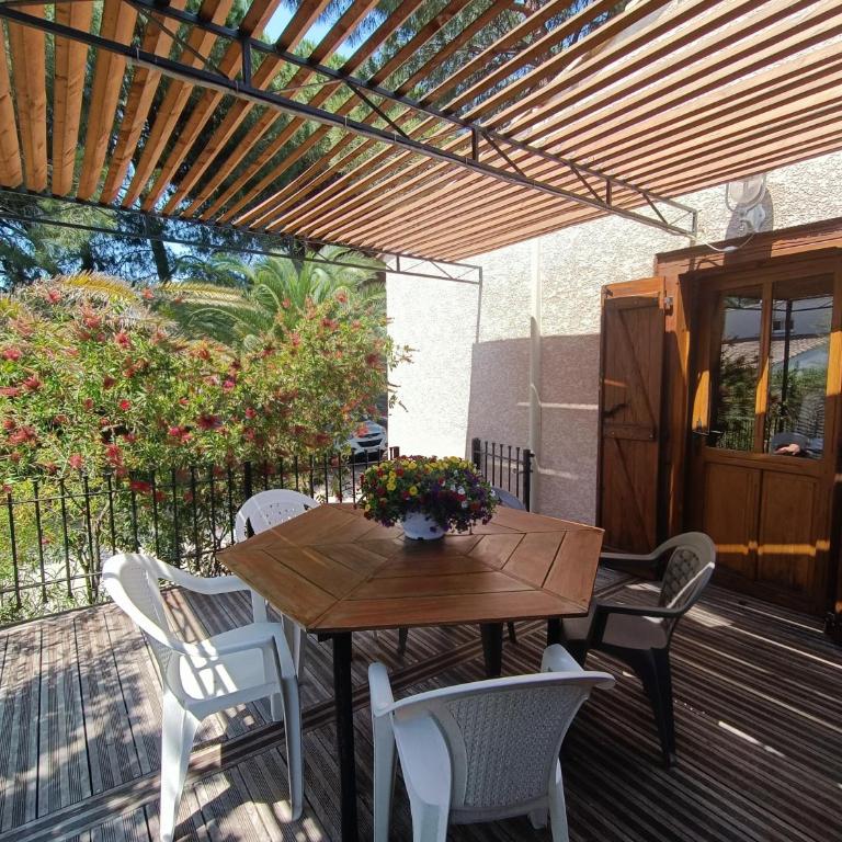 Gîte Rosa et Jean-Jacques - Appartement avec Terrasse - 3