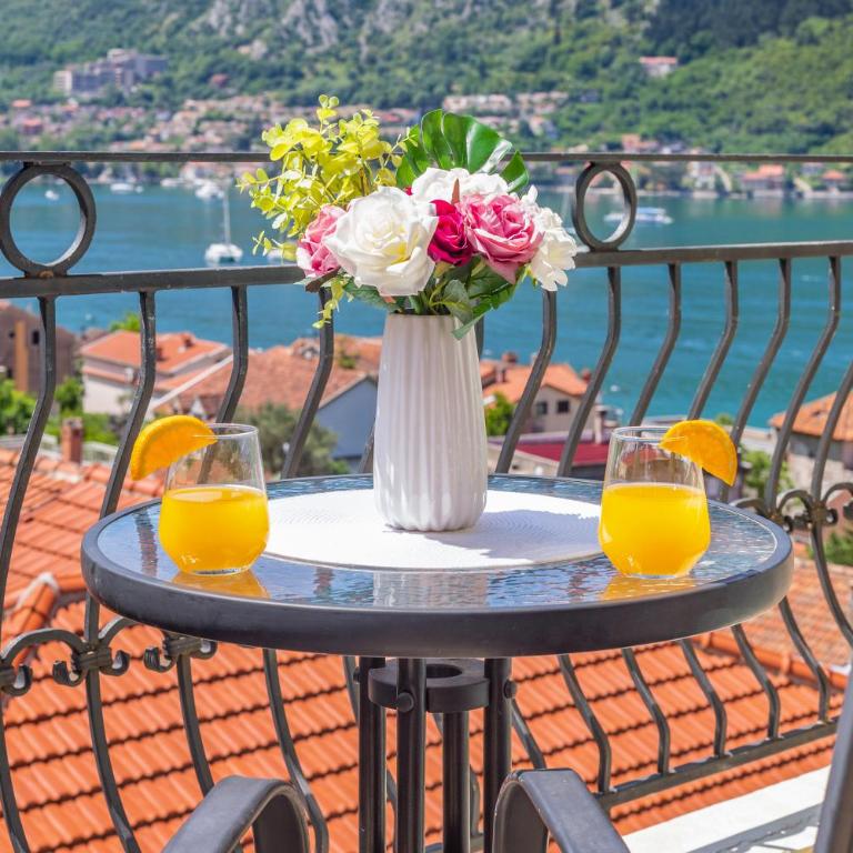Antonella - One-Bedroom Apartment - 1