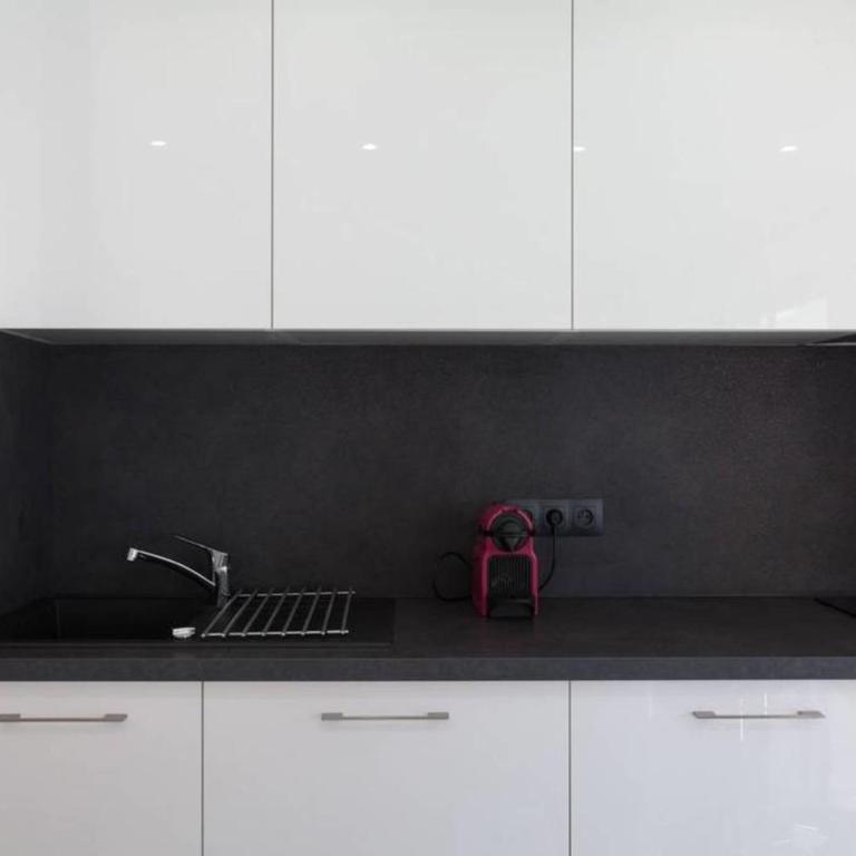 3-Room Apartment with Terrace in Palm Beach - Appartement - 14