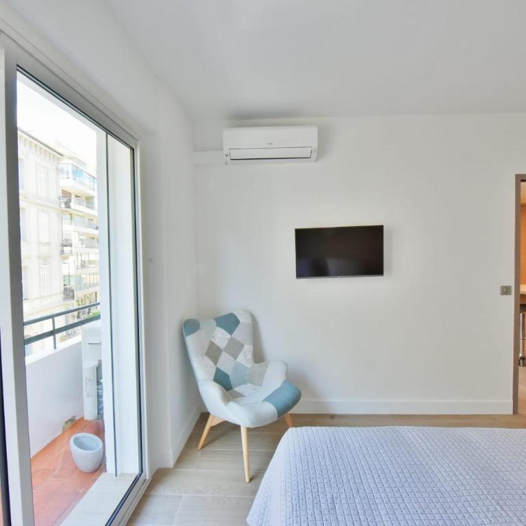 3-Room Apartment in the Heart of Cannes - Appartement - 16