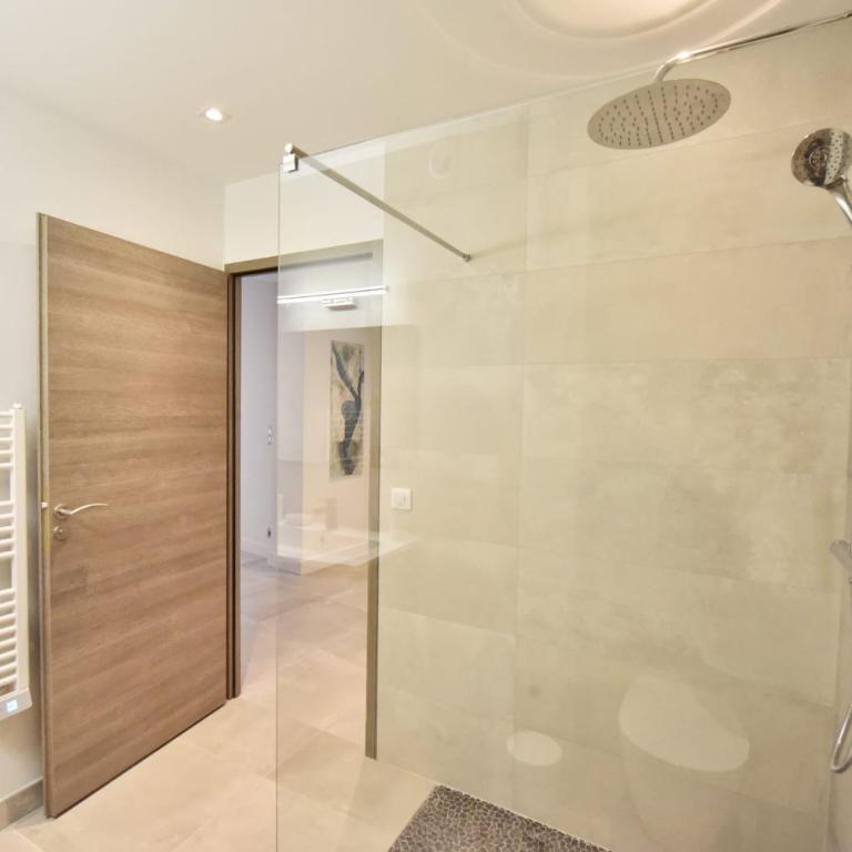 3-Room Apartment in the Heart of Cannes - Appartement - 23