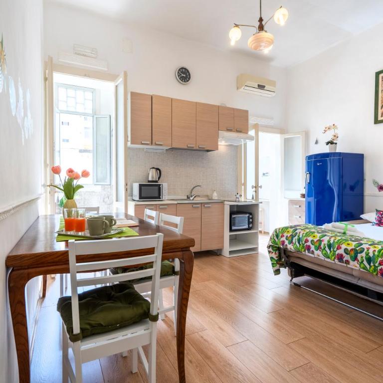 GuestHost - La Bombetta Cheerful Apartment - One-Bedroom Apartment - 10