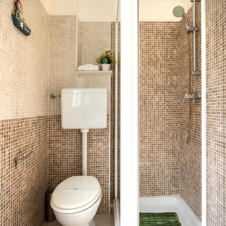 GuestHost - La Bombetta Cheerful Apartment - One-Bedroom Apartment - 13