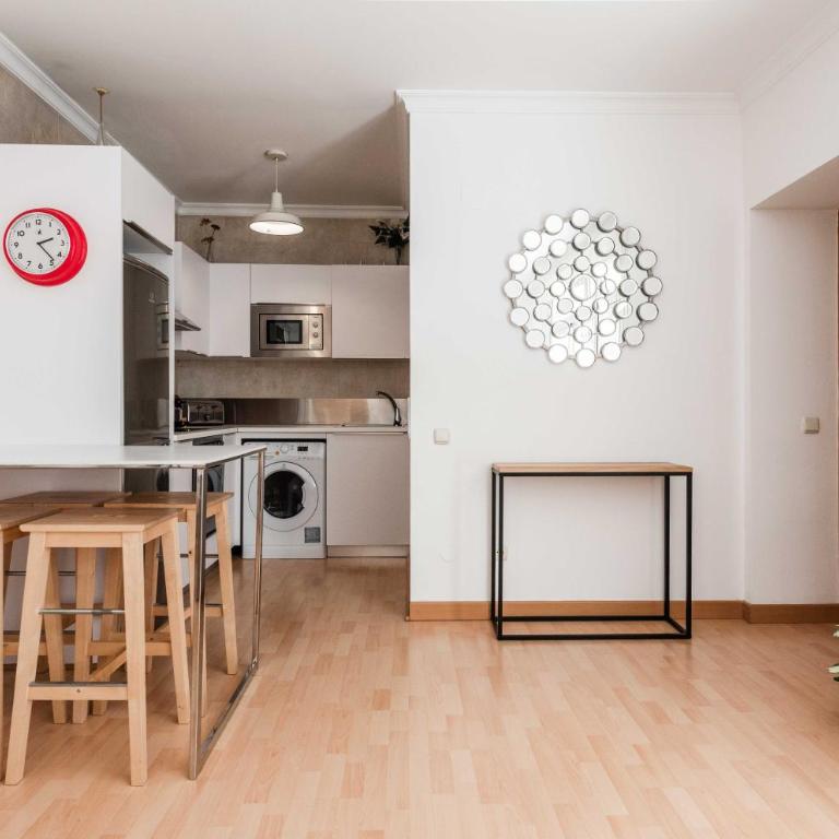 UrbanChicMalaga Historic Malaga with Quiet Patio - Apartamento de 1 dormitorio - 10