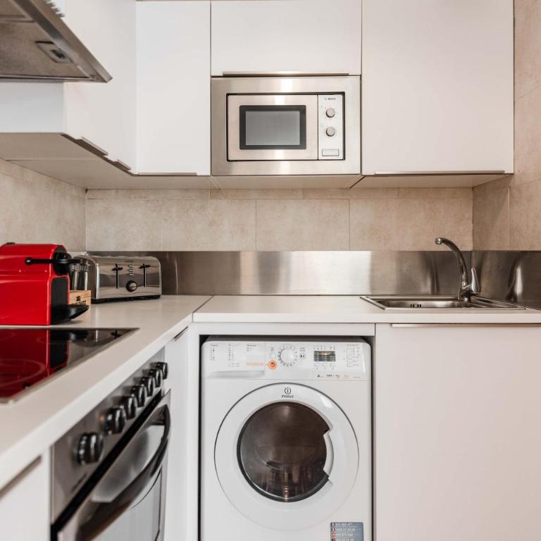 UrbanChicMalaga Historic Malaga with Quiet Patio - Apartamento de 1 dormitorio - 22