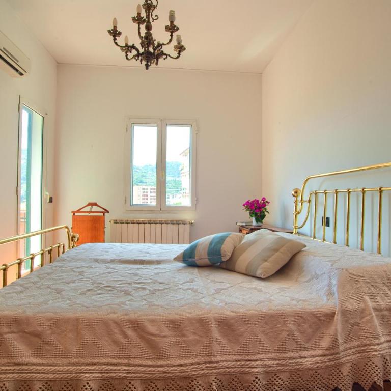 casa con giardino, garage, wi-fi, 2 bagni e AC in una camera da letto - Casa con 2 Camere da Letto - 5