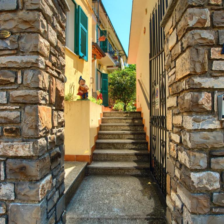 casa con giardino, garage, wi-fi, 2 bagni e AC in una camera da letto - Casa con 2 Camere da Letto - 22