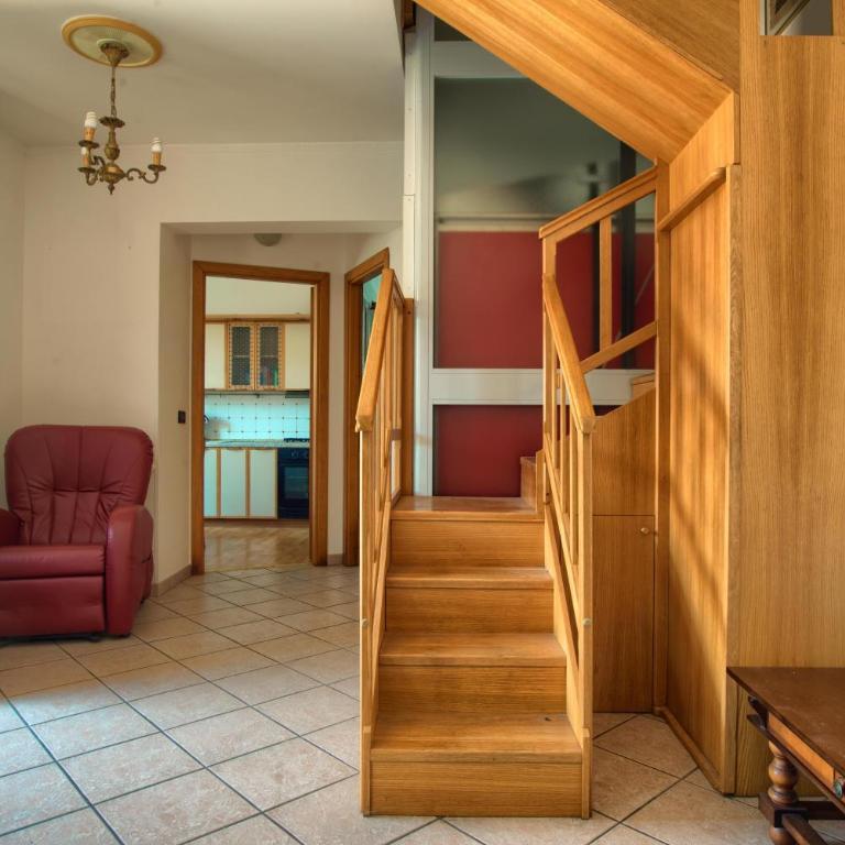 casa con giardino, garage, wi-fi, 2 bagni e AC in una camera da letto - Casa con 2 Camere da Letto - 20