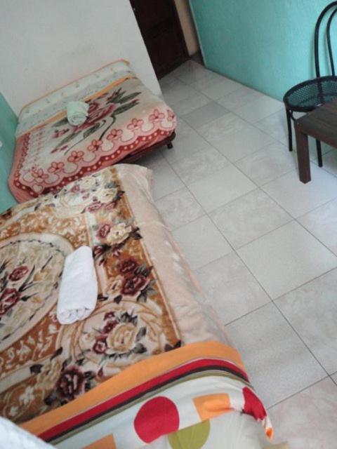 Central Station Hostel Barcelona - Chambre Double ou Lits Jumeaux avec Salle de Bains Commune - 4