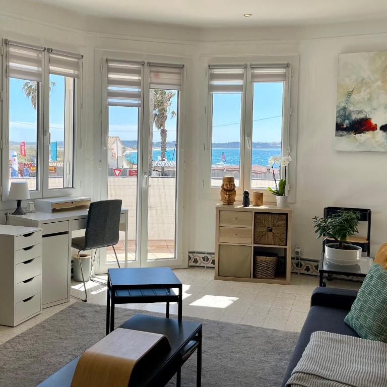 Hyères Vue Mer Exceptionnelle Almanarre - One-Bedroom Apartment - 6