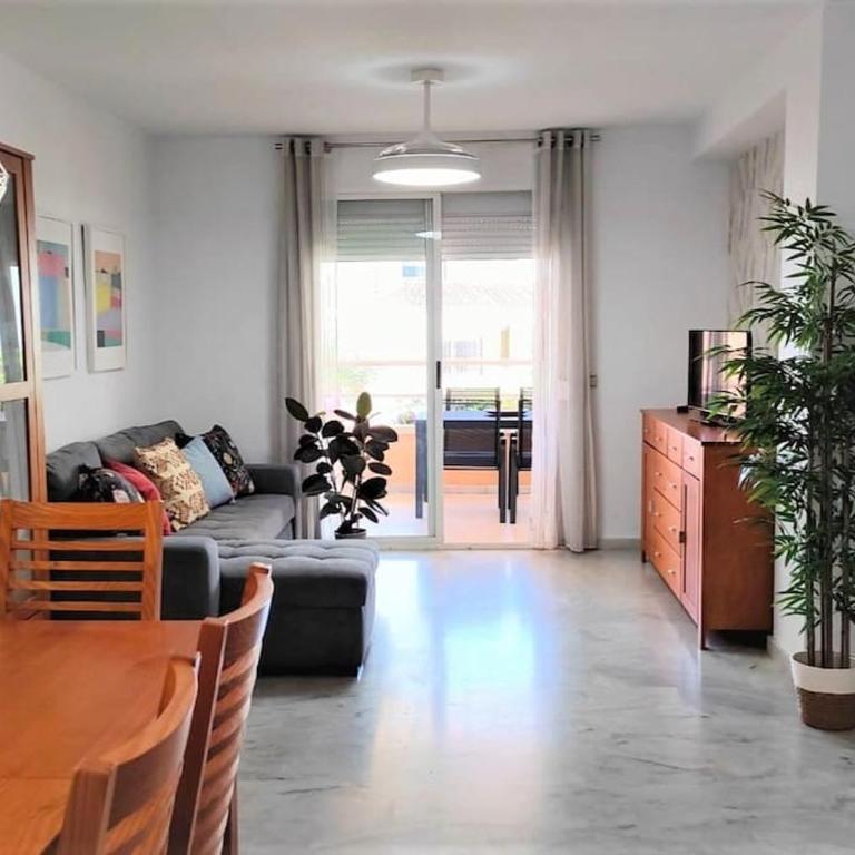 Apartamento en primera línea de playa, frente al puerto de Aguadulce - Apartamento de 2 dormitorios - 4