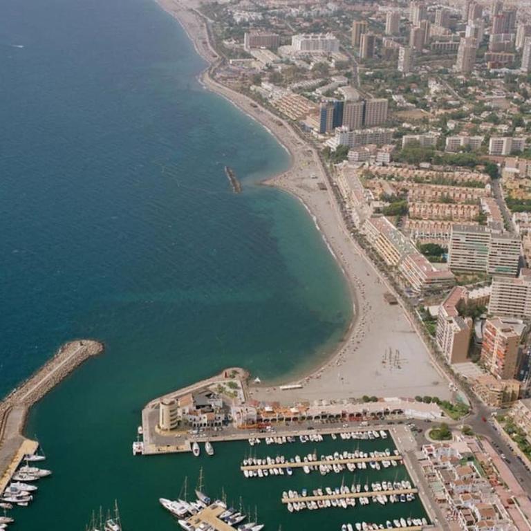 Apartamento en primera línea de playa, frente al puerto de Aguadulce - Apartamento de 2 dormitorios - 26